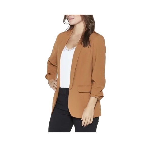 Eden Ruth Blazer - Picture 2 of 5